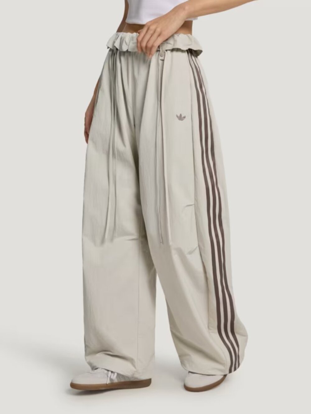 adidas originals women's beige 'curved pants' waistband detail BNWT size M, L